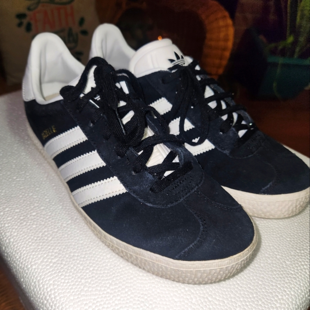Adidas Giselle black white Unisex
